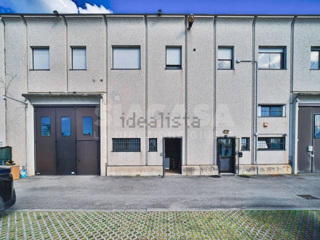 Appartamento in vendita a Pozzuolo Martesana, Lombardia