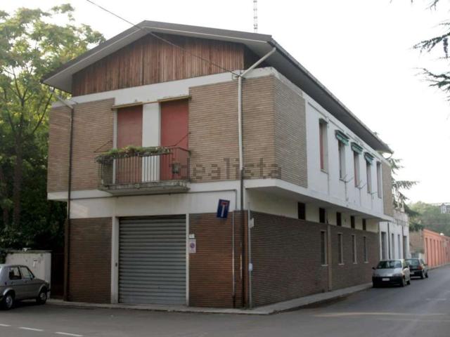 Appartamento in vendita a Modena, San Faustino