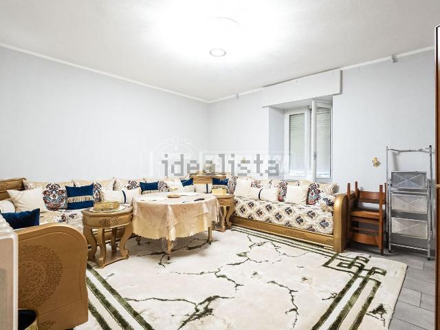 Appartamento in vendita a Molteno, Lombardia