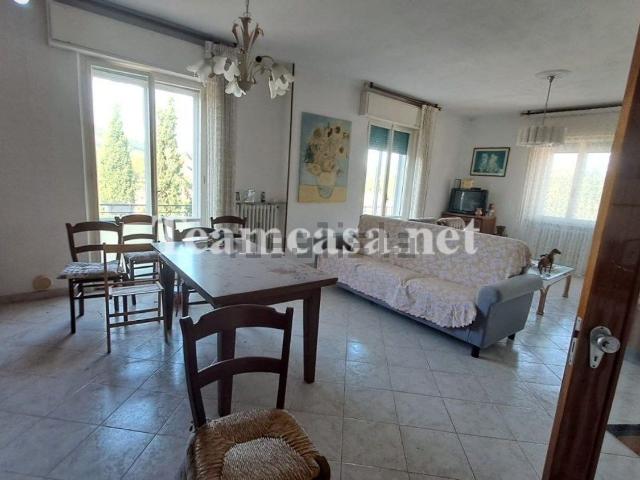 Appartamento in vendita a Cattabrighe, Pesaro