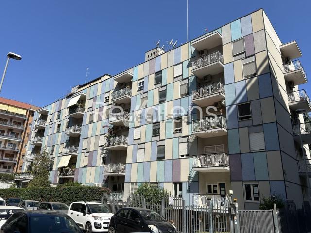 Appartamento in vendita a Municipio 2, Puglia