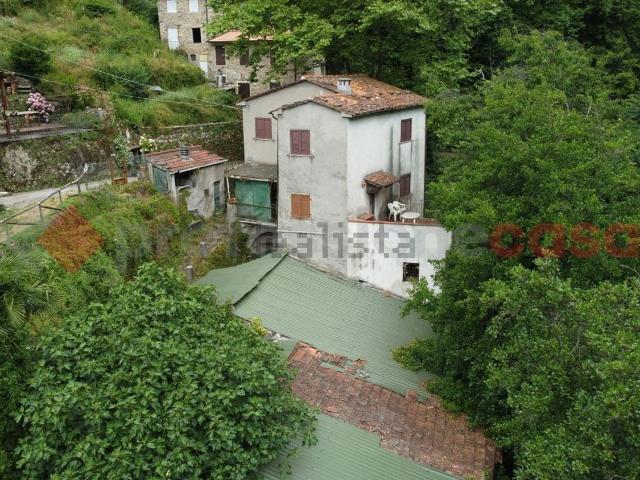 Appartamento in vendita a Casoli, Camaiore