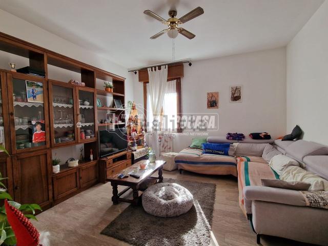 Appartamento in vendita a Formigine, Reggio Emilia