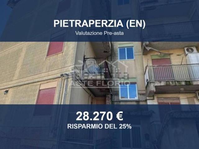 Appartamento in vendita a Pietraperzia, Enna