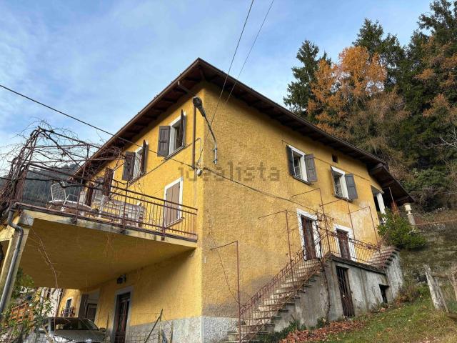 Appartamento in vendita a Comunità Montana Parco Alto Garda bresciano, Gargnano