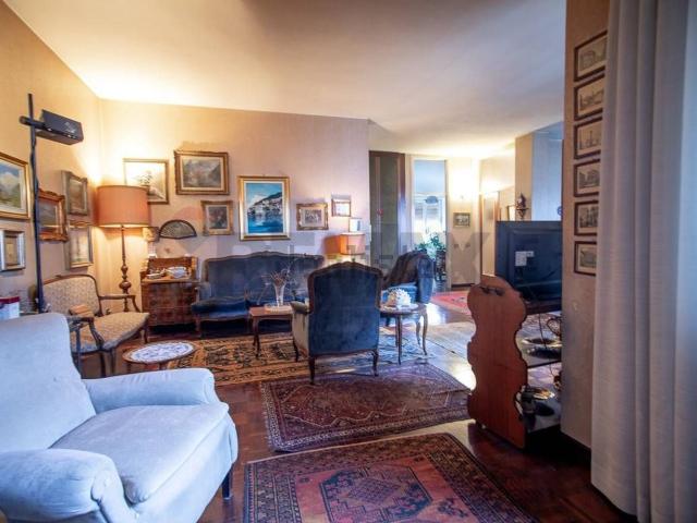 Appartamento in vendita a Volta-Prealpi, Saronno