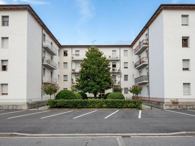 Appartamento in vendita a Prato, Toscana