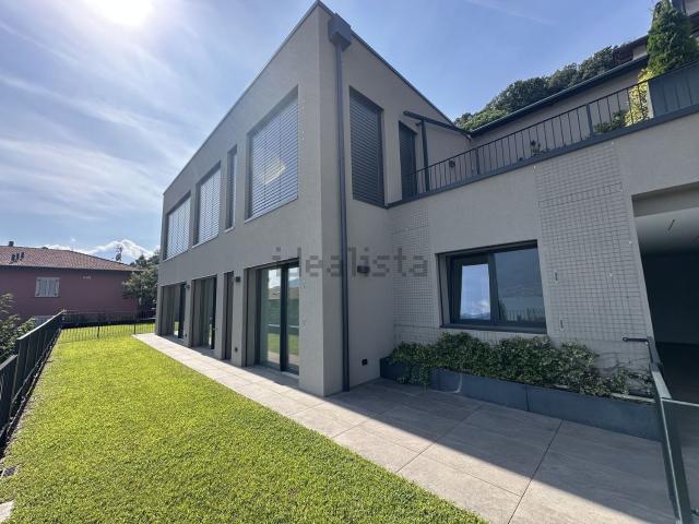 Appartamento in vendita a Gera Lario, Lombardia