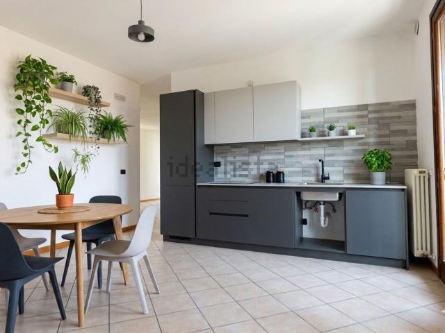 Appartamento in vendita a Villafranca Di Verona, Veneto