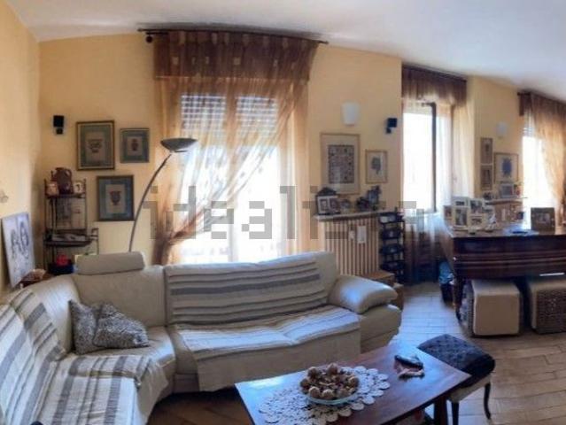 Appartamento in vendita a Parona, Lombardia