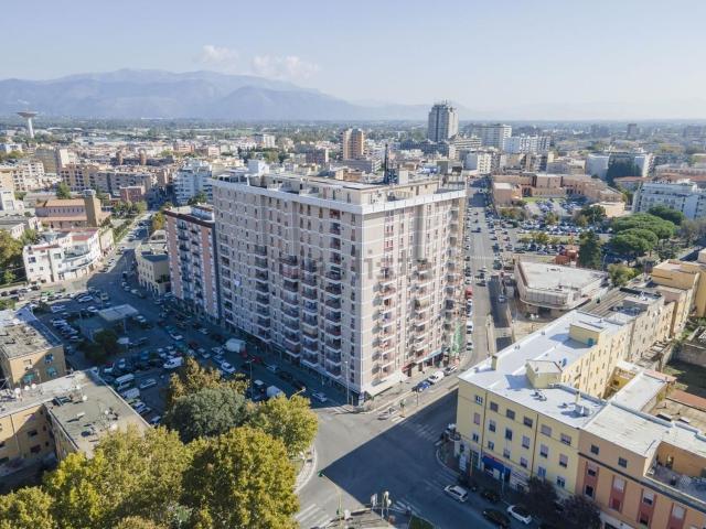 Appartamento in vendita a Nicolosi, Latina