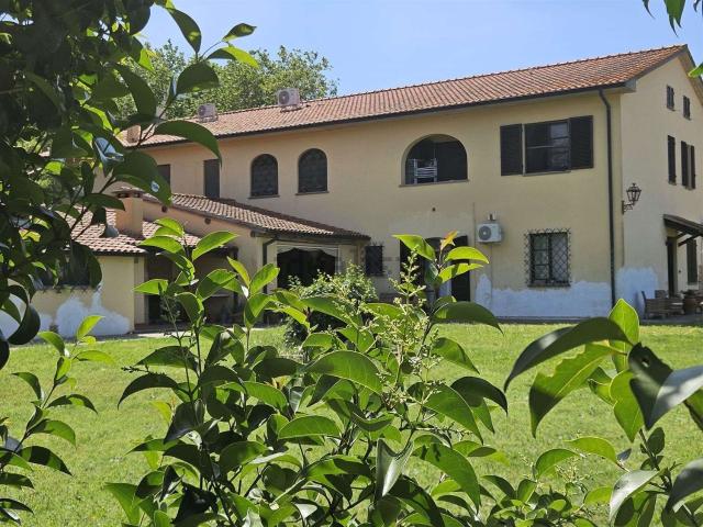 Appartamento in vendita a Venturina Terme, Campiglia Marittima