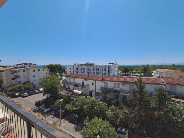 Appartamento in vendita a Marina di Roseto Capo Spulico, Calabria