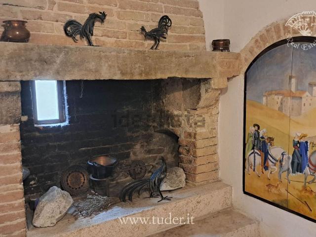 Appartamento in vendita a Gualdo Cattaneo, Umbria
