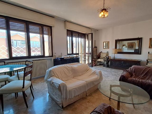 Appartamento in vendita a Mestre-Carpenedo, Venezia