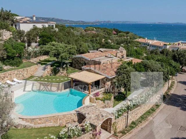Appartamento in vendita a Alzachèna/Arzachena, Arzachena