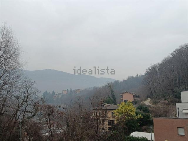 Appartamento in vendita a San Martino, Como