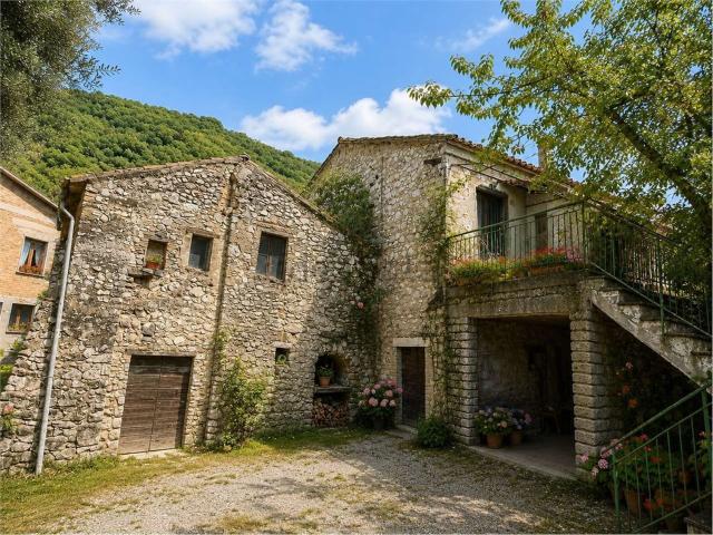 Appartamento in vendita a Guardea, Umbria