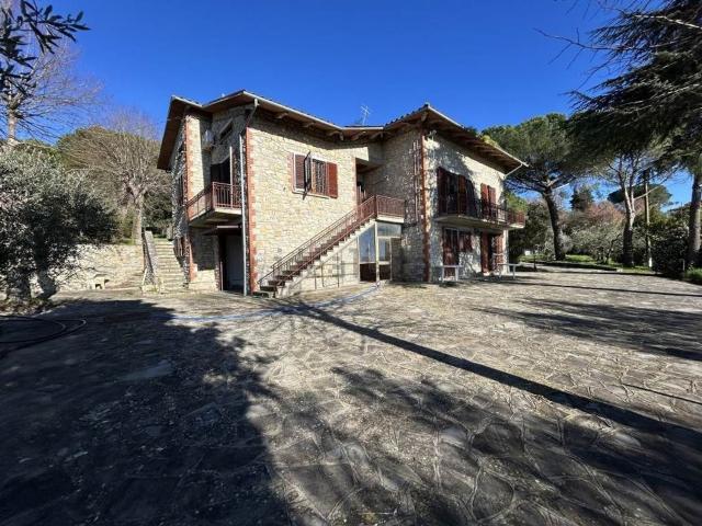 Appartamento in vendita a Cerini, Cortona