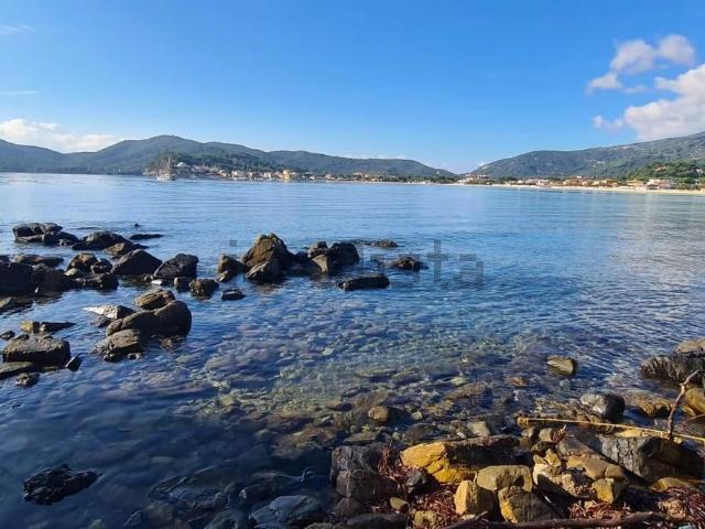 Appartamento in vendita a Campo nell'Elba, La Pila