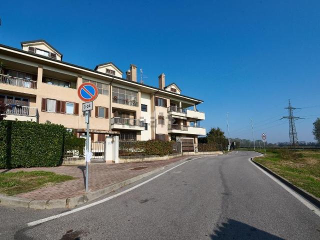 Appartamento in vendita a Zelo Buon Persico, Lombardia