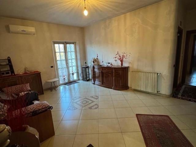 Appartamento in vendita a Calabria, Reggio Calabria