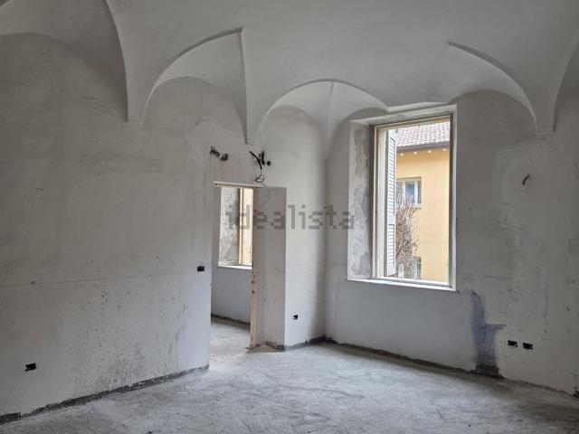 Appartamento in vendita a San Francesco-Giardini Pubblici, Re