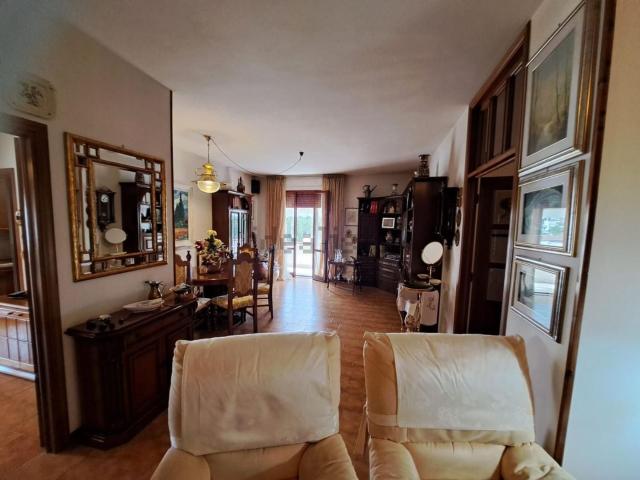 Appartamento in vendita a Peccioli, Toscana