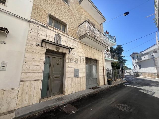 Appartamento in vendita a Valenzano, Bari