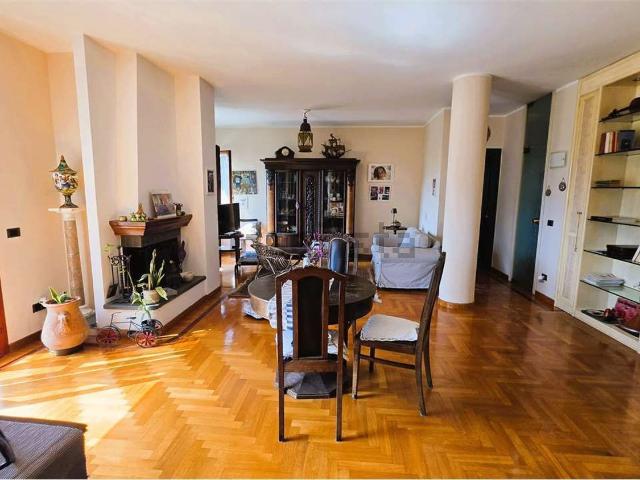 Appartamento in vendita a Olmo, Sarzana