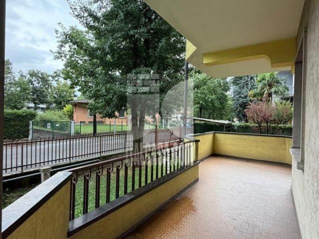 Appartamento in vendita a Treviglio, Bergamo