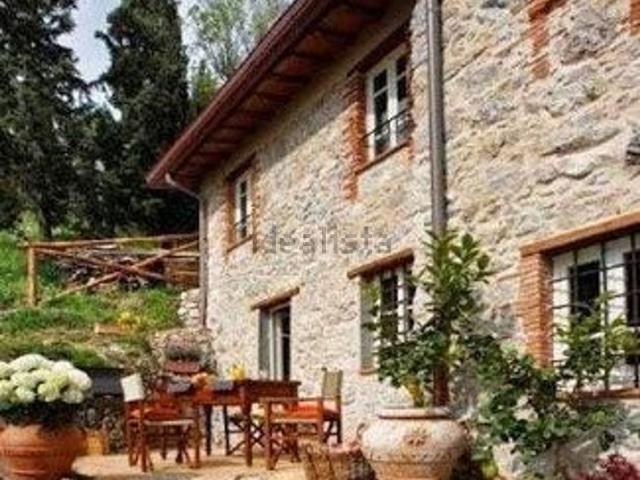 Appartamento in vendita a Lombrici, Camaiore