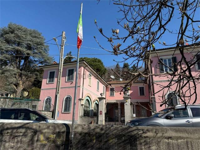Attico in vendita a Cassano, Albese con Cassano