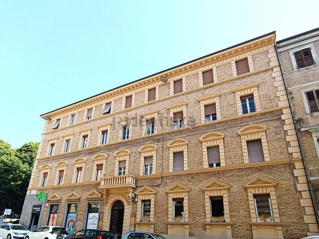 Appartamento in vendita a Cardeto, Marche
