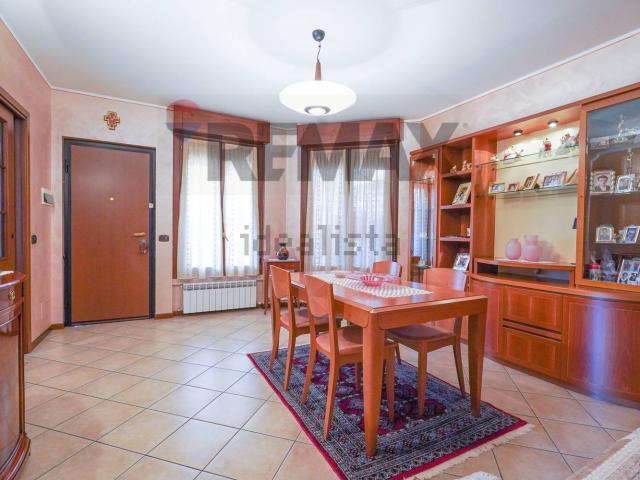 Appartamento in vendita a Pontirolo Nuovo, Lombardia
