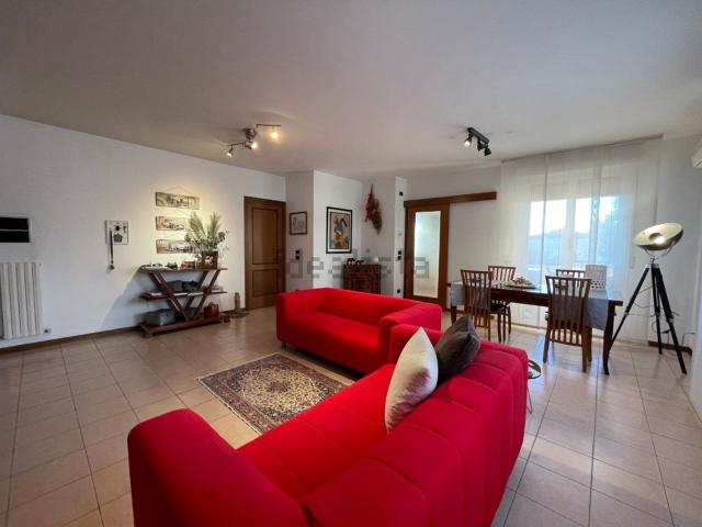 Appartamento in vendita a Marche, Pesaro E Urbino