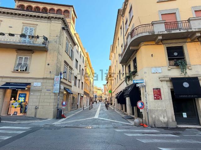 Appartamento in vendita a Arezzo