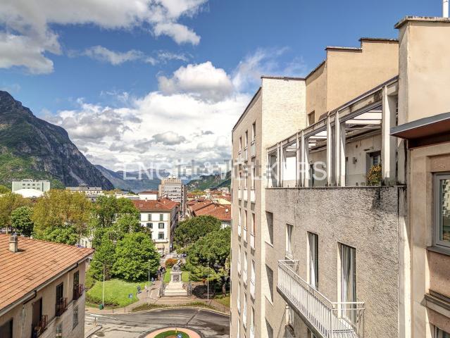 Appartamento in vendita a Pescarenico, Lecco