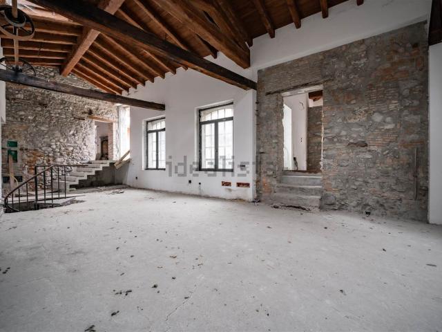 Appartamento in vendita a Laorca, Lecco