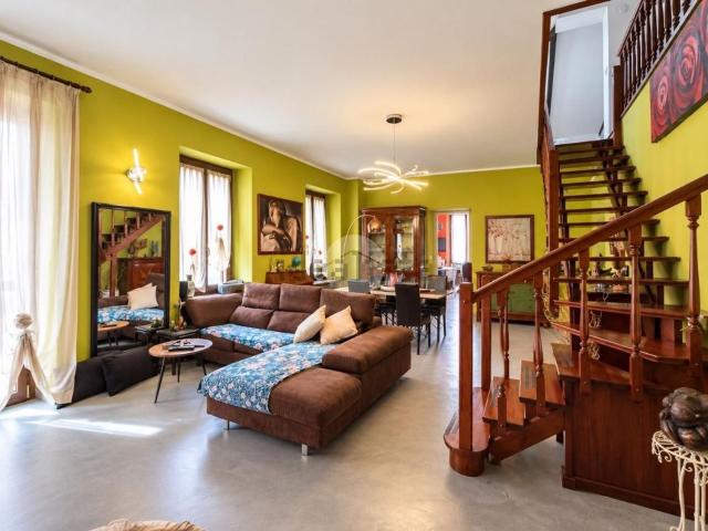 Appartamento in vendita a Rivoli, Torino