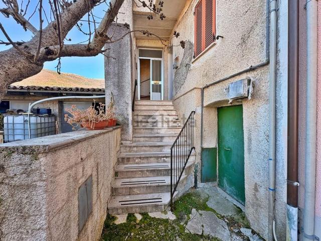 Appartamento in vendita a Gualdo Tadino, Umbria