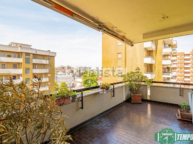 Appartamento in vendita a San Donato Milanese, Lombardia