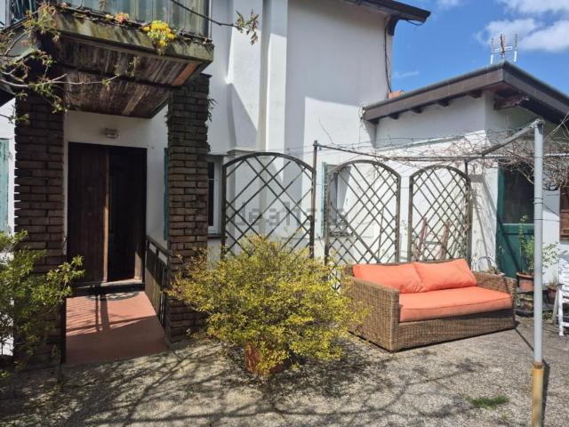 Appartamento in vendita a Montoggio, Liguria
