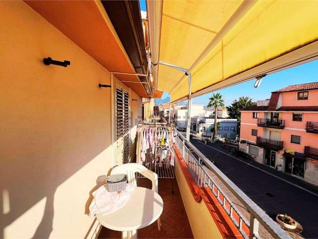 Appartamento in vendita a Centro Storico, Calabria