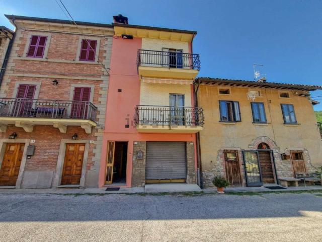 Appartamento in vendita a Marche, Pesaro E Urbino