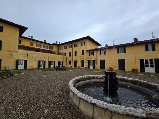Appartamento in vendita a Monteliscai, Siena