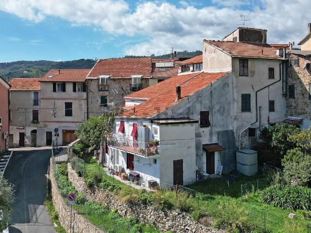 Appartamento in vendita a Imperia, Liguria