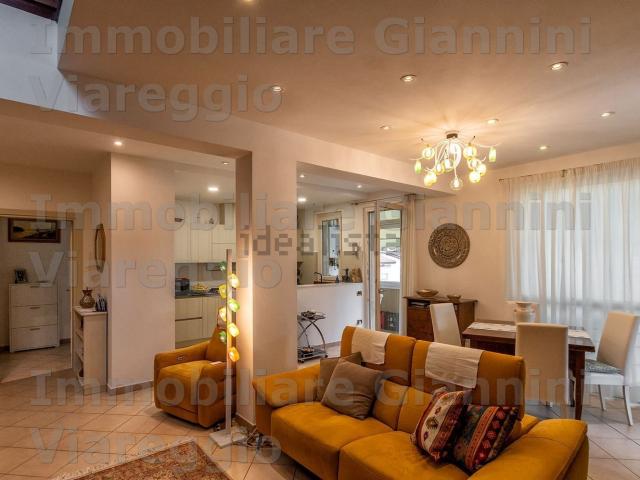 Appartamento in vendita a Viareggio, Toscana