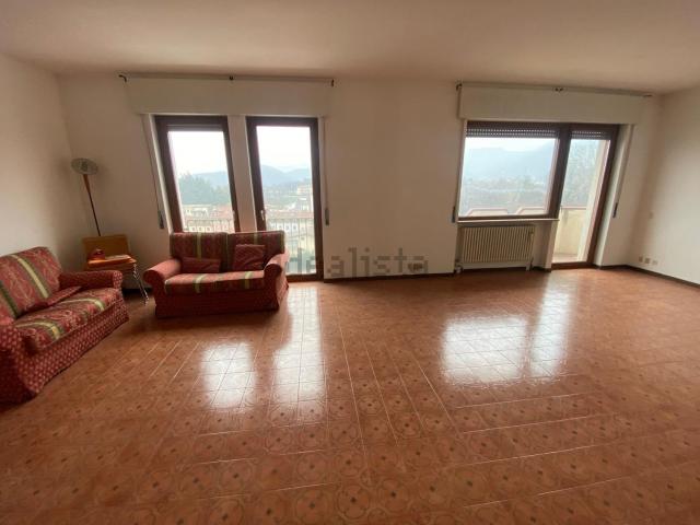 Appartamento in vendita a Schio, Veneto