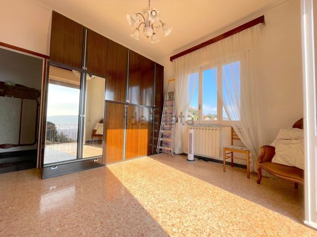 Attico in vendita a Vezzano Ligure, Liguria